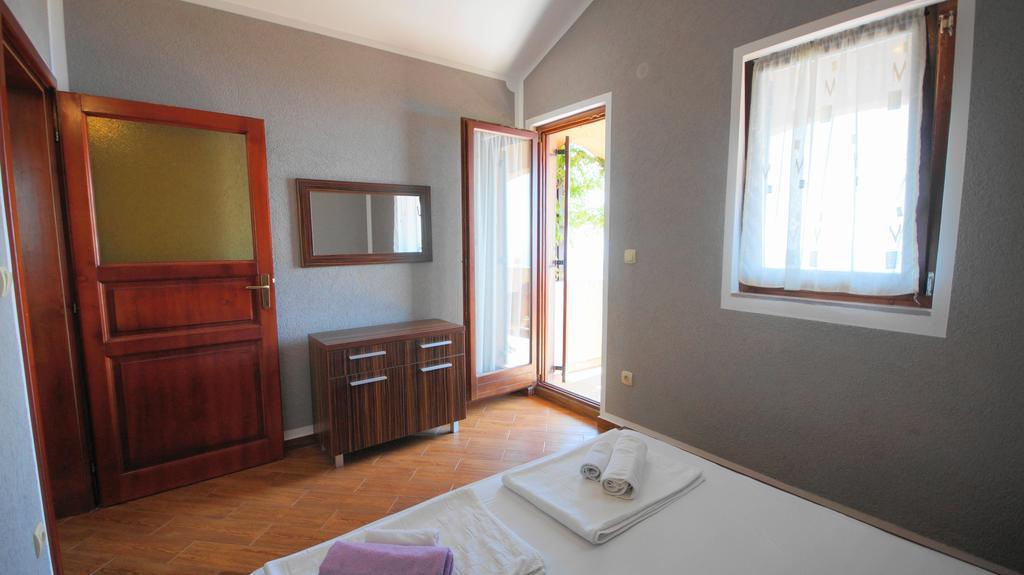 Apartmani Zona Sveti Stefan Exterior photo