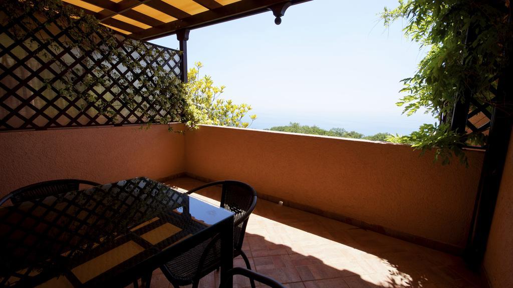 Apartmani Zona Sveti Stefan Exterior photo